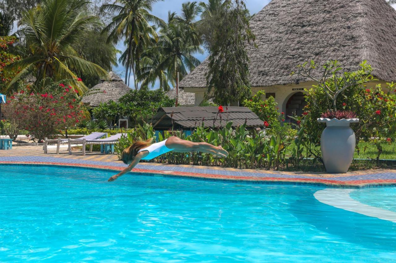 F-Zeen Boutique Hotel Zanzibar Uroa Exteriör bild