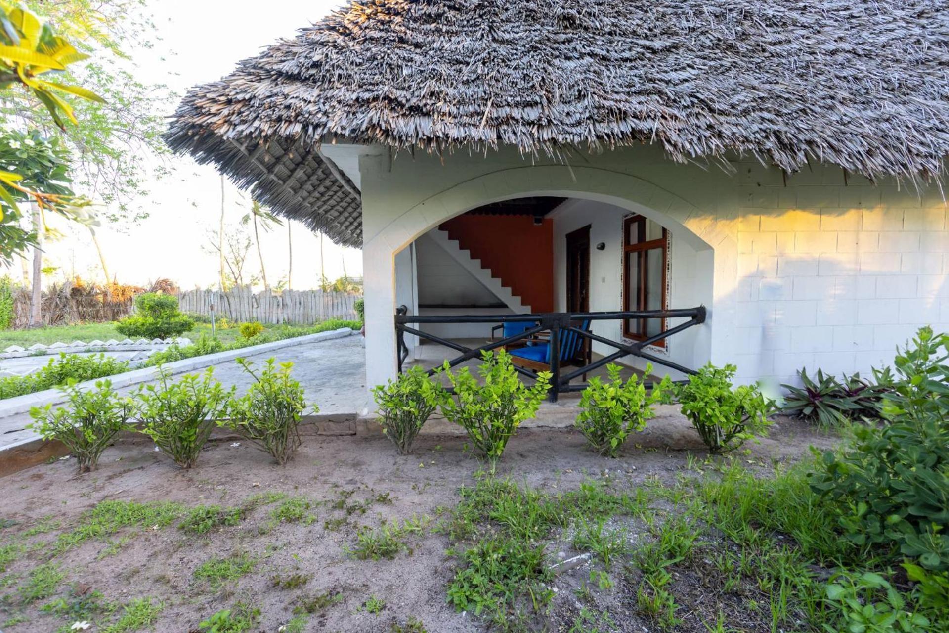 F-Zeen Boutique Hotel Zanzibar Uroa Exteriör bild